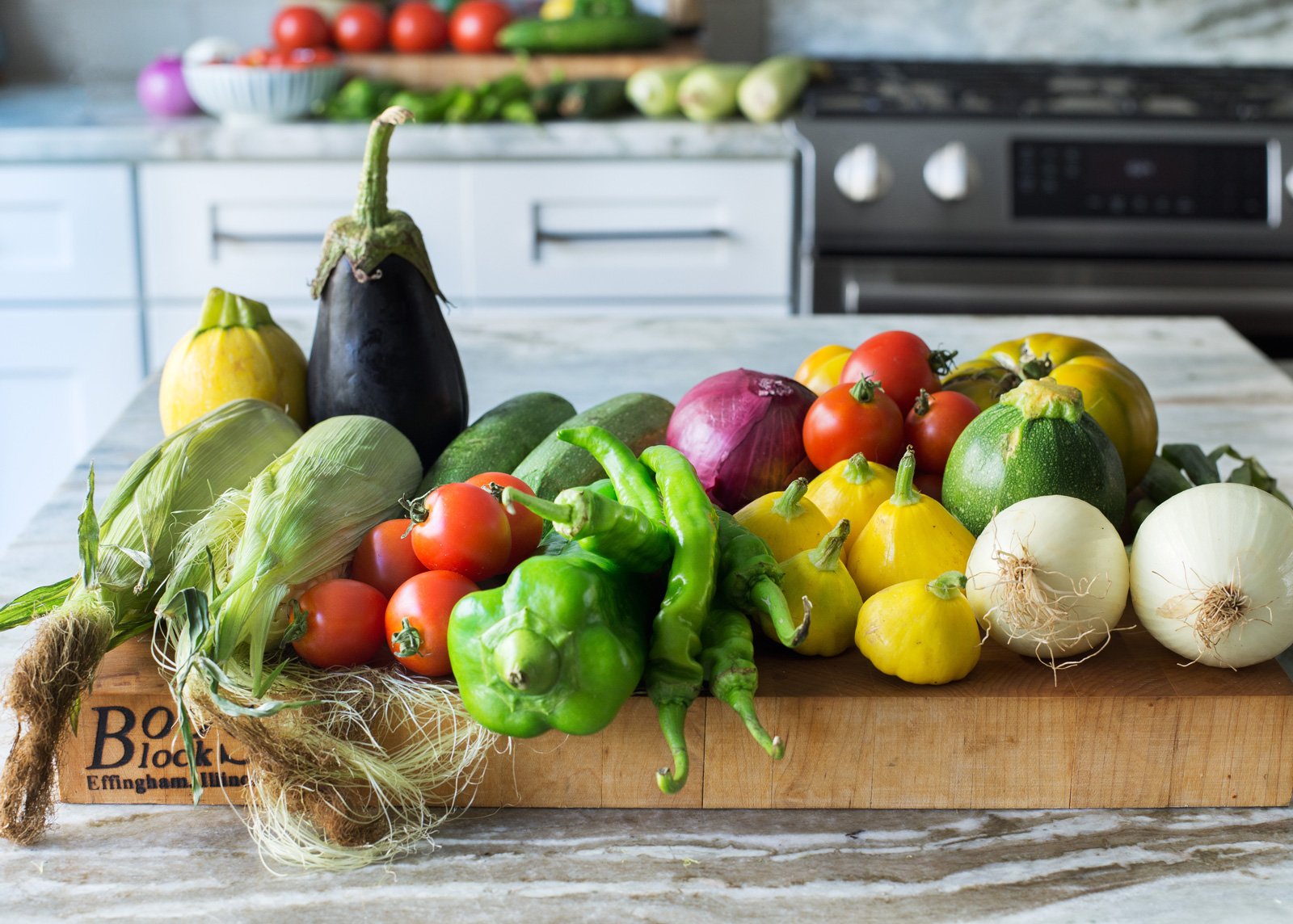 multicolored-veggies-on-a-cutting-board