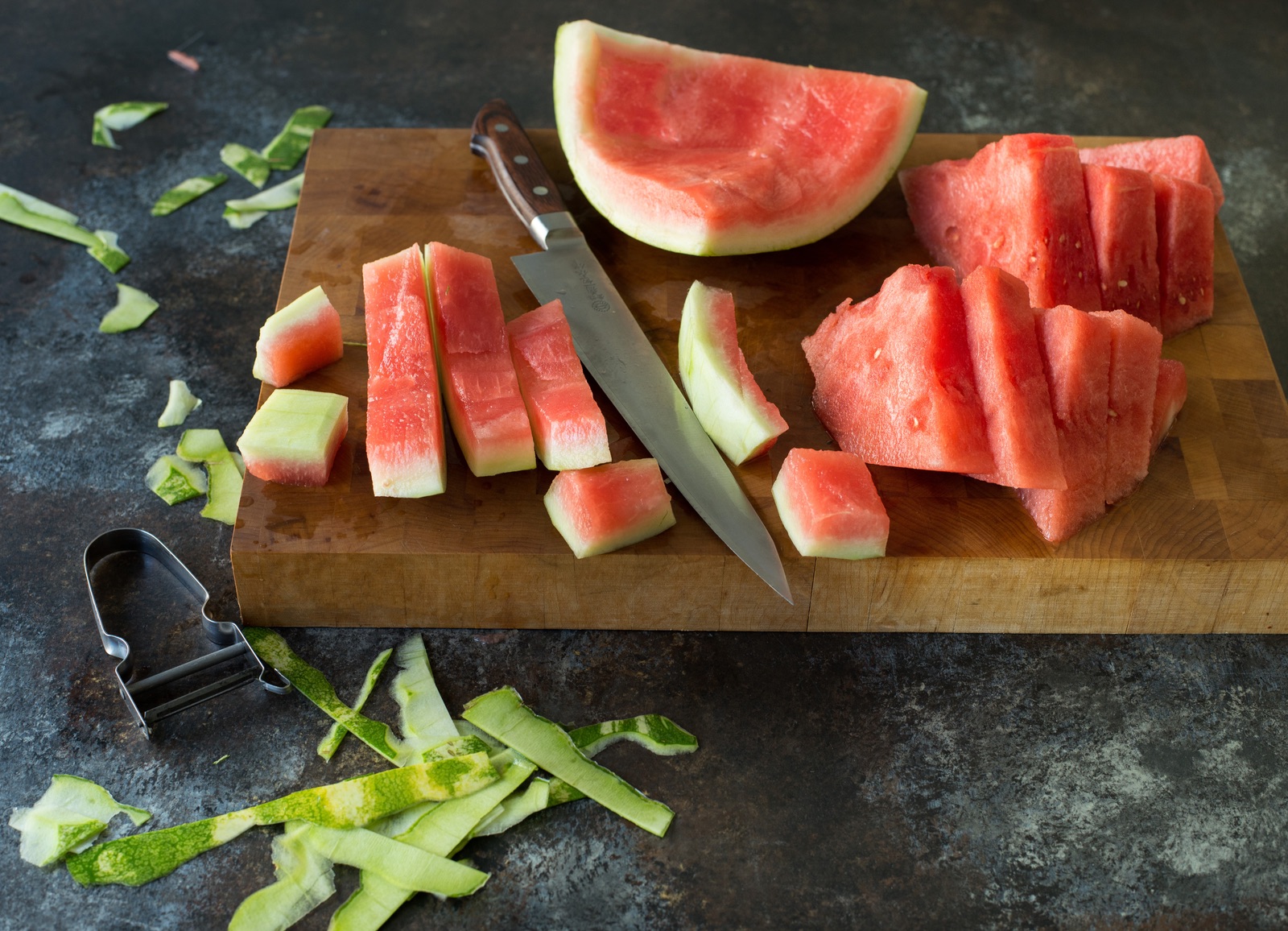 sliced-watermelon-ready-for-smoothie