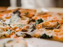 cheese pizza